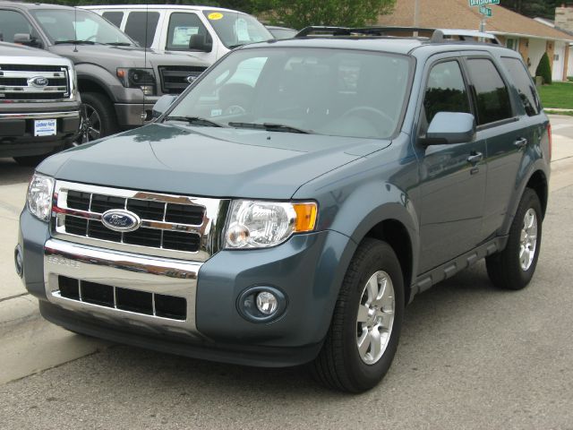Ford Escape 2011 photo 3