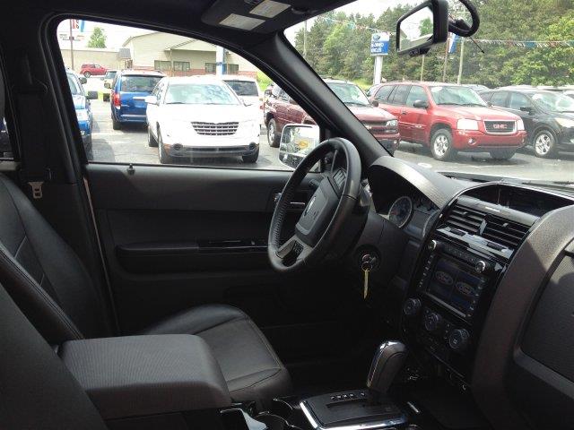 Ford Escape 2011 photo 4