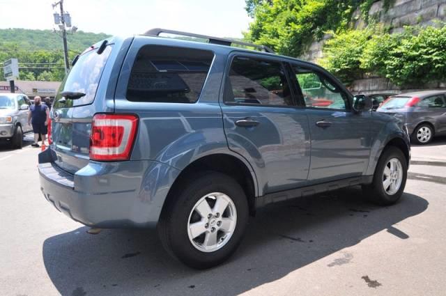 Ford Escape 2011 photo 3