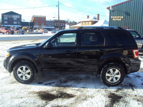 Ford Escape 2011 photo 2