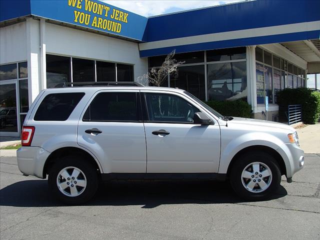 Ford Escape 2011 photo 12