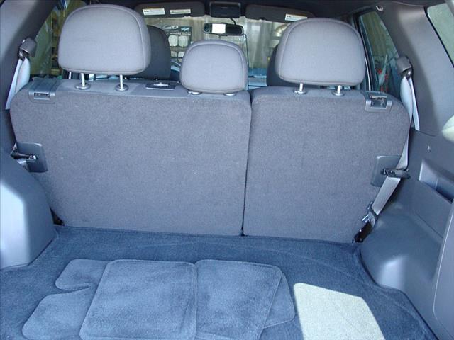 Ford Escape 2011 photo 14