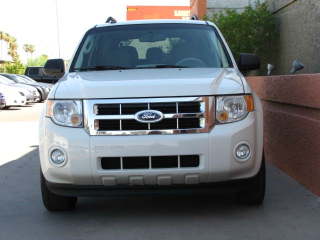 Ford Escape 2011 photo 1