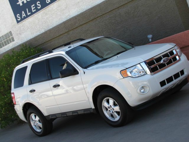 Ford Escape 2011 photo 4