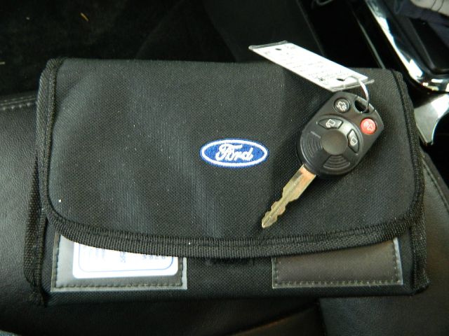 Ford Escape 2011 photo 4