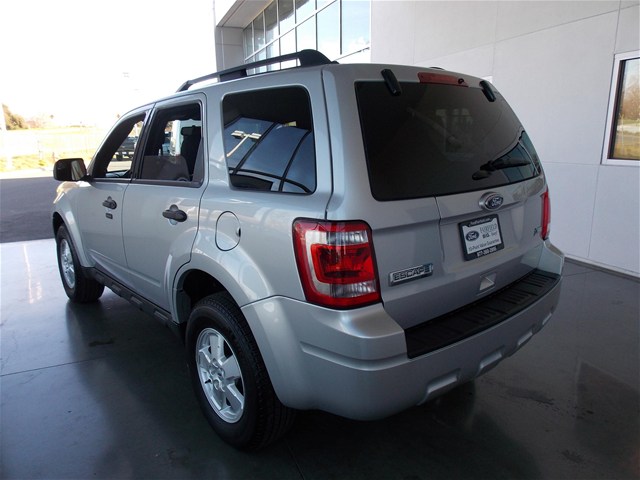 Ford Escape 2012 photo 3