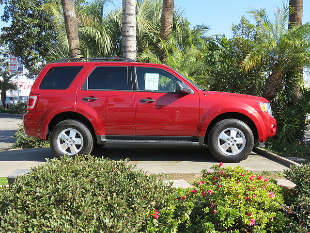 Ford Escape 2012 photo 1