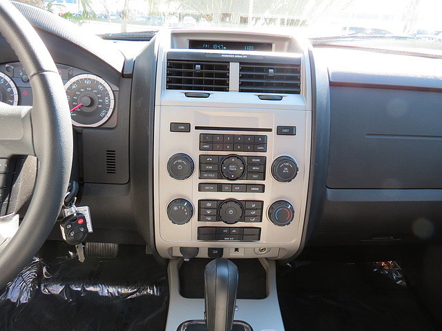 Ford Escape 2012 photo 4