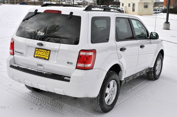 Ford Escape 2012 photo 4