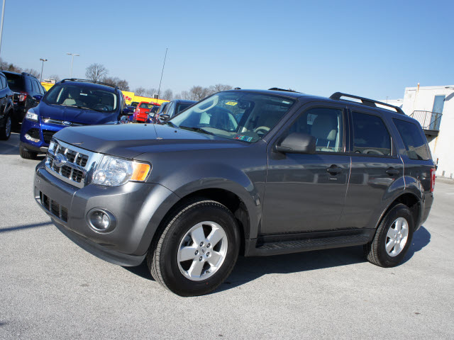 Ford Escape 2012 photo 2