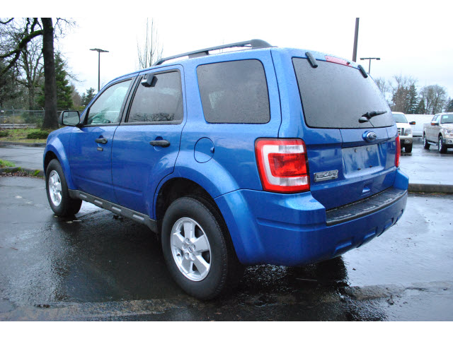 Ford Escape 2012 photo 3