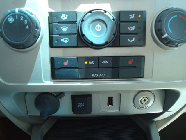 Ford Escape 2012 photo 1