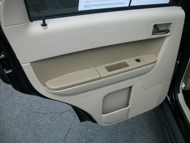 Ford Escape 2012 photo 4