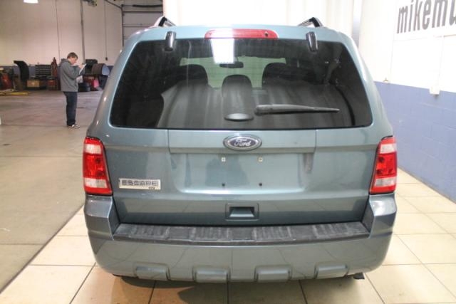 Ford Escape 2012 photo 4