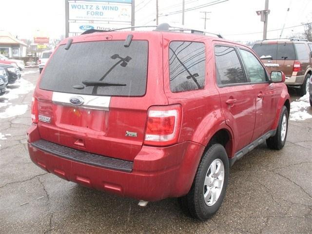 Ford Escape Limited 3rd Row Powerstroke 4x4 SUV