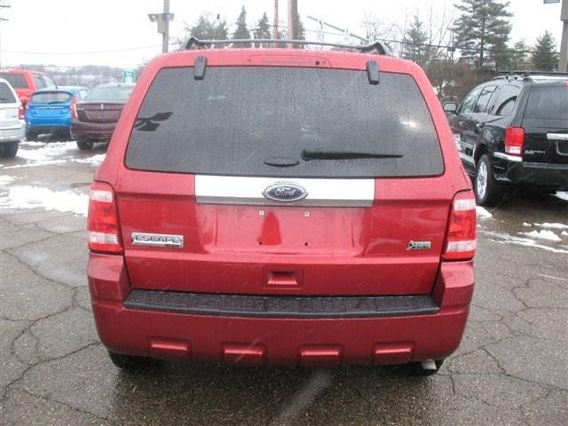 Ford Escape 2012 photo 2