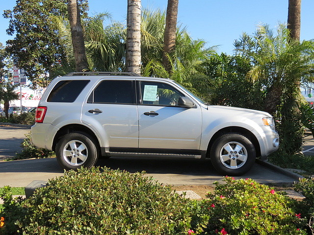 Ford Escape 2012 photo 1