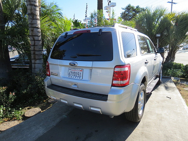 Ford Escape 2012 photo 2