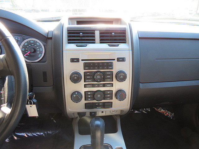 Ford Escape 2012 photo 4