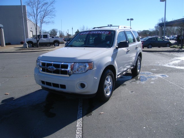 Ford Escape 2012 photo 1