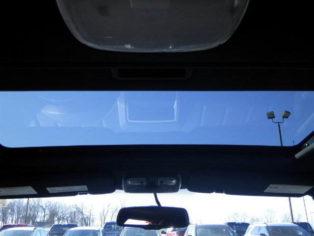 Ford Escape 2012 photo 2