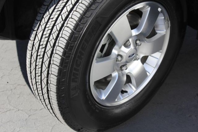 Ford Escape 2012 photo 5