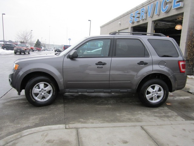 Ford Escape 2012 photo 2