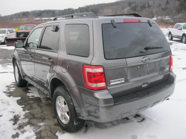 Ford Escape 2012 photo 4