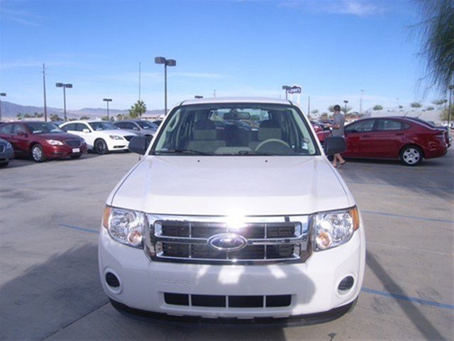 Ford Escape 2012 photo 1