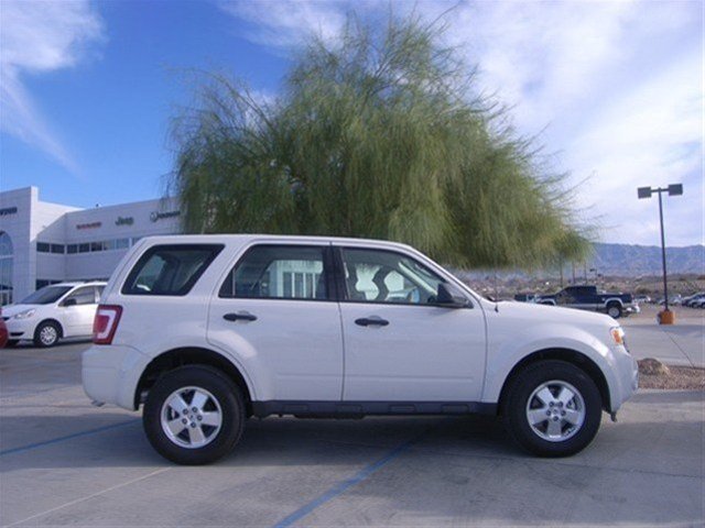 Ford Escape 2012 photo 3