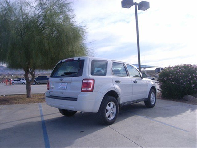 Ford Escape 2012 photo 4