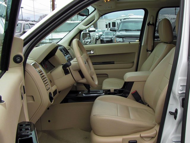 Ford Escape 2012 photo 3