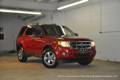 Ford Escape 2012 photo 2