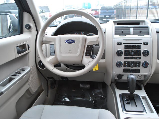 Ford Escape 2012 photo 5