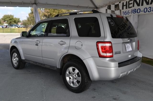 Ford Escape 2012 photo 2