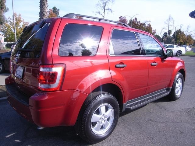 Ford Escape 2012 photo 2
