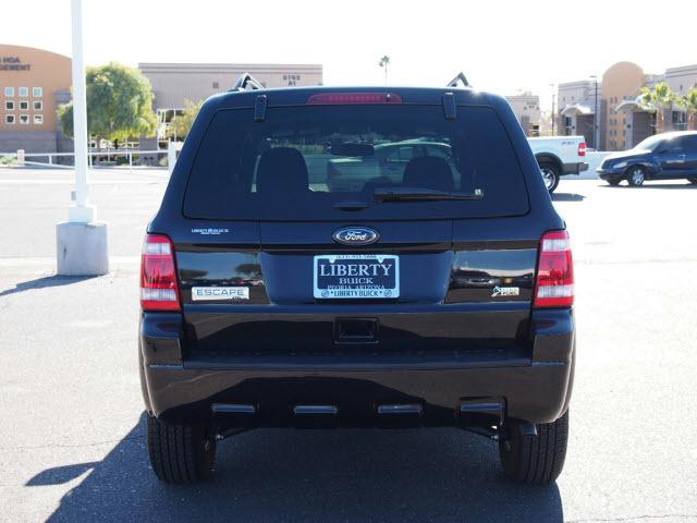 Ford Escape 2012 photo 3