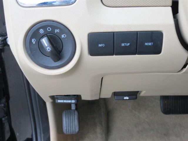 Ford Escape SLT 25 SUV