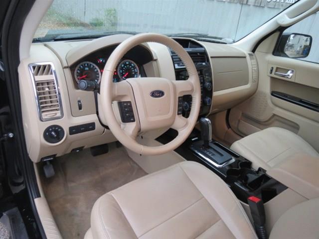 Ford Escape 2012 photo 1