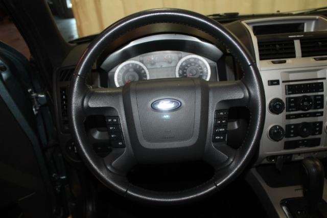 Ford Escape 2012 photo 5