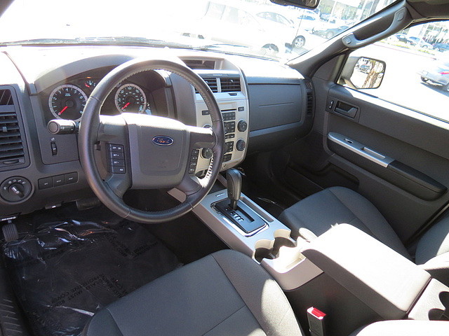 Ford Escape 2012 photo 3