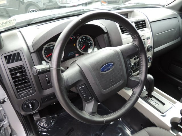 Ford Escape 2012 photo 3