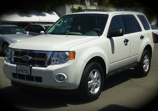 Ford Escape 31 FOOT SUV