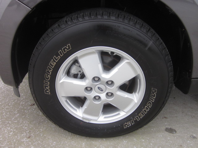 Ford Escape 2012 photo 5