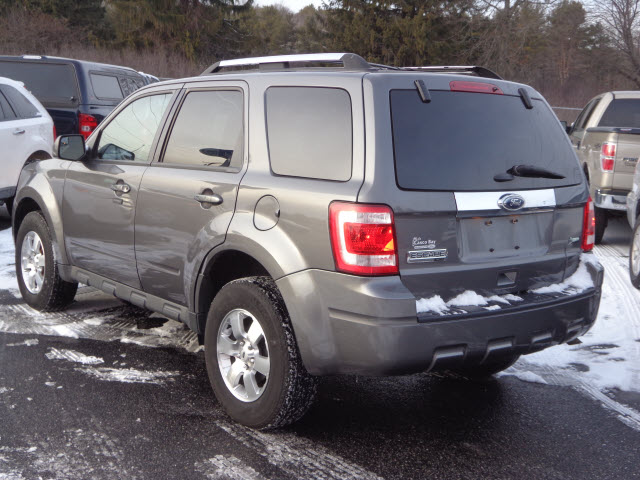 Ford Escape 2012 photo 2