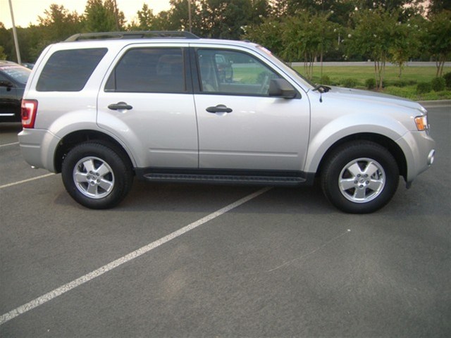 Ford Escape 2012 photo 3