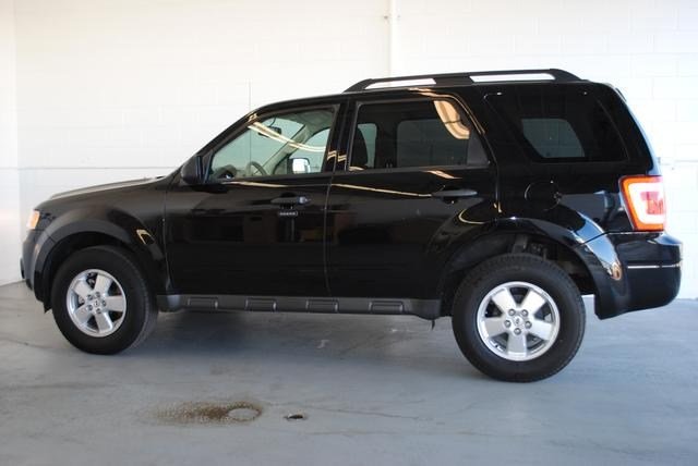 Ford Escape 2012 photo 2