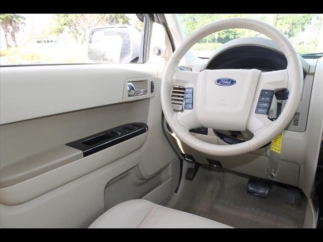 Ford Escape 2012 photo 5