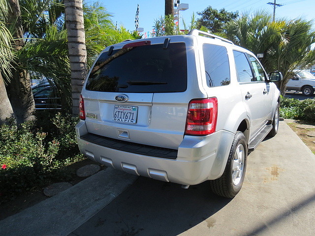 Ford Escape 2012 photo 2