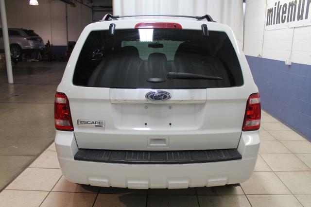 Ford Escape 2012 photo 4